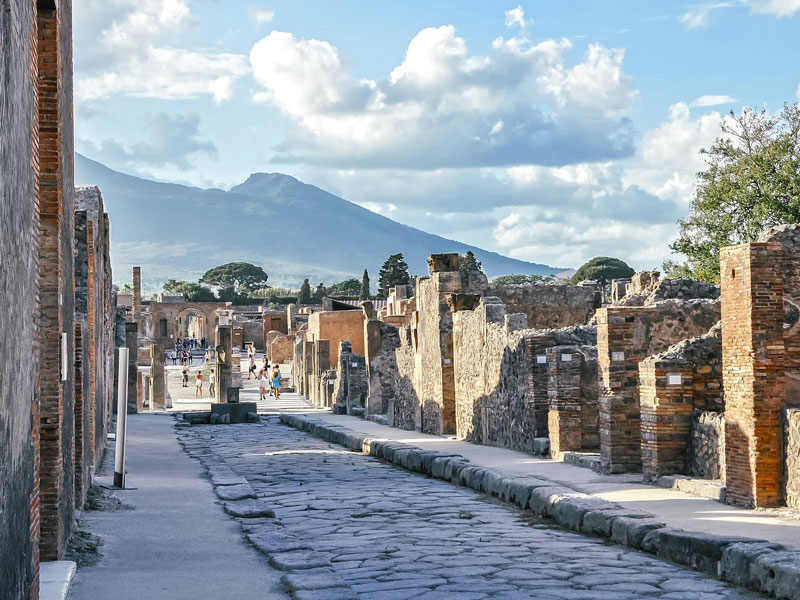 Scavi-archeologici-Pompei-copertina