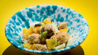 Insalata di arance e finocchi con pesce spada alla palermitana