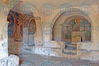 chiesa-rupestre-di-San-Nicola,-la-Deesis